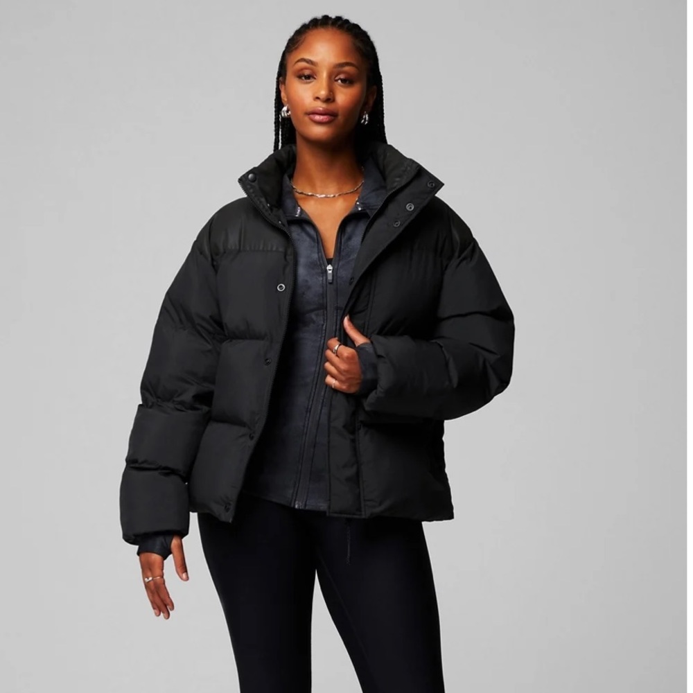 NWT Fabletics Medium Black Essential Puffer Jacket